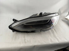 Laden Sie das Bild in den Galerie-Viewer, Frontscheinwerfer Tesla Model S 1053574-00-C LED Links Scheinwerfer Headlight