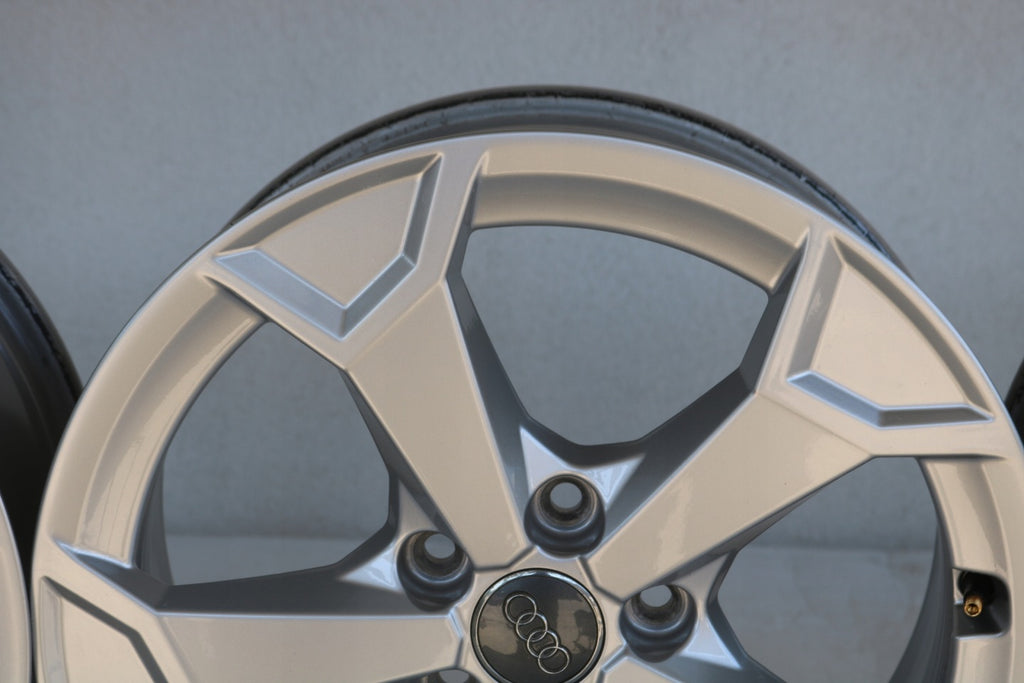 1x Alufelge 17 Zoll 6.5" 5x112 83A071497A Audi Q2 Rim Wheel FEL7107810423vs
