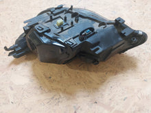 Laden Sie das Bild in den Galerie-Viewer, Frontscheinwerfer BMW E60 E61 7045692 7044672 Rechts Scheinwerfer Headlight SCH2833109499jw