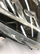 Laden Sie das Bild in den Galerie-Viewer, Frontscheinwerfer Mercedes-Benz Sprinter A9109067200 Rechts Headlight SCH8381420500pu