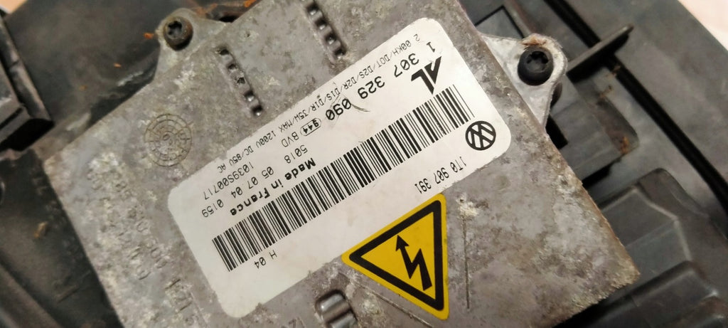 Frontscheinwerfer VW Touran Xenon Rechts Scheinwerfer Headlight