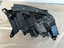 Laden Sie das Bild in den Galerie-Viewer, Frontscheinwerfer Skoda Enyaq 5LB941015A LED Links Scheinwerfer Headlight