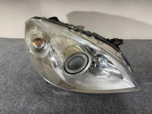 Laden Sie das Bild in den Galerie-Viewer, Frontscheinwerfer Mercedes-Benz W245 A1698208461 Xenon Rechts Headlight SCH2324653479ce