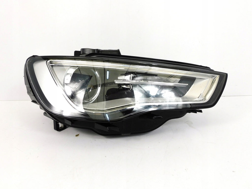 Frontscheinwerfer Audi A3 8V0941006AE Rechts Scheinwerfer Headlight