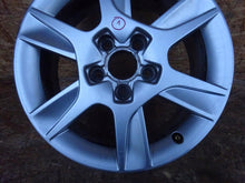 Laden Sie das Bild in den Galerie-Viewer, 1x Alufelge 16 Zoll 6.5&quot; 5x112 8P0601025AN Audi A3 Rim Wheel