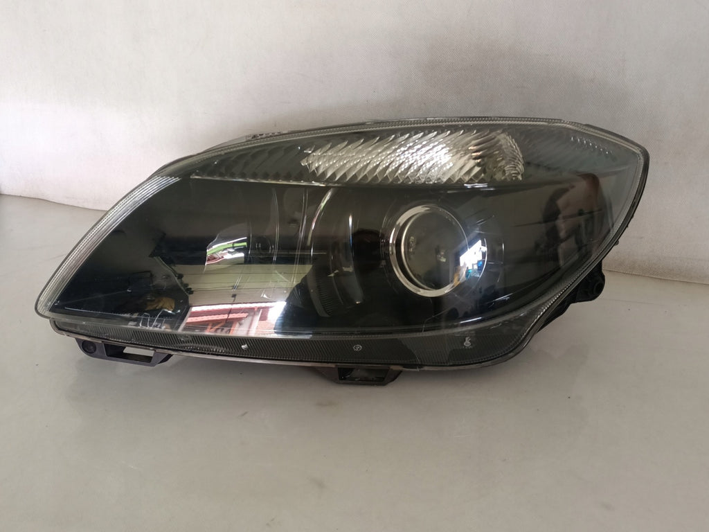 Frontscheinwerfer Skoda Fabia II Roomster 10-14R Links Scheinwerfer Headlight SCH1399979487if