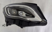 Laden Sie das Bild in den Galerie-Viewer, Frontscheinwerfer Mercedes-Benz X156 A1569067000 Rechts Scheinwerfer Headlight SCH4805930918on