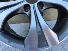Laden Sie das Bild in den Galerie-Viewer, 1x Alufelge 18 Zoll 7.0" 5x114.3 Honda Crv Cr-V Rim Wheel FEL5885302025fx