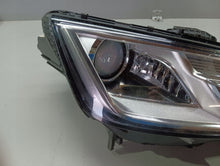 Laden Sie das Bild in den Galerie-Viewer, Frontscheinwerfer Audi A4 B9 LED Rechts Scheinwerfer Headlight SCH6846808917qi