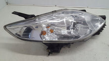 Load image into Gallery viewer, Frontscheinwerfer Mazda 5 V P5117L Xenon Ein Stück (Rechts oder Links) Headlight SCH8249009228uc