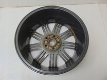 Laden Sie das Bild in den Galerie-Viewer, 1x Alufelge 18 Zoll 7.5" 5x114.3 45ET Glanz Silber PZ406-X0679 Toyota Rim Wheel FEL9063423798sk