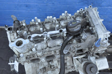 Load image into Gallery viewer, Motor Mercedes-Benz Cla C117 133980 2.0 360PS 265kW 101TKm Benzin Unkomplett