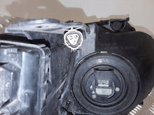 Laden Sie das Bild in den Galerie-Viewer, Frontscheinwerfer Toyota Prius Rechts Scheinwerfer Headlight SCH8820639542iy