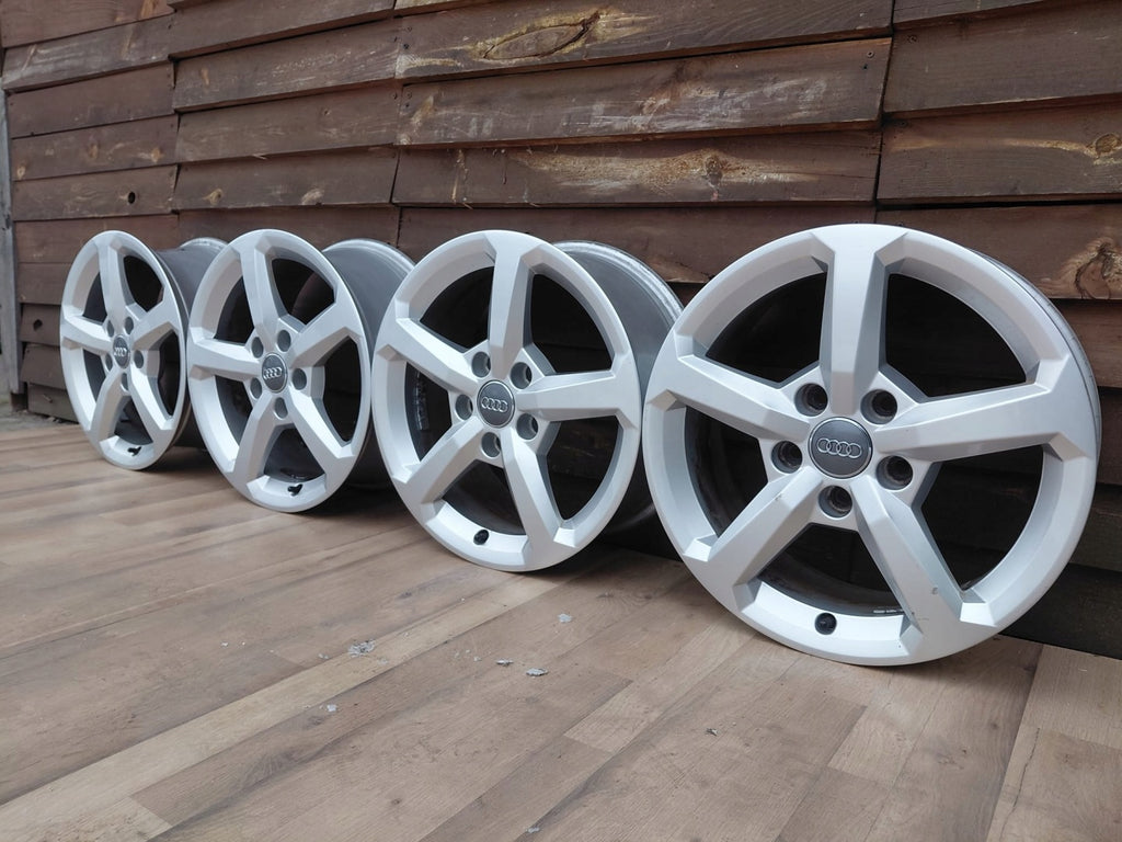 4x Alufelge 16 Zoll 6.5" 5x112 43ET Glanz Silber 81A601025 Audi A4 A3 Rim Wheel FEL5952866774xo