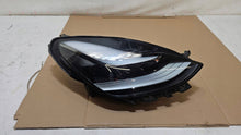 Laden Sie das Bild in den Galerie-Viewer, Frontscheinwerfer Tesla Model 3 151495300E Rechts Scheinwerfer Headlight SCH7649758725ib