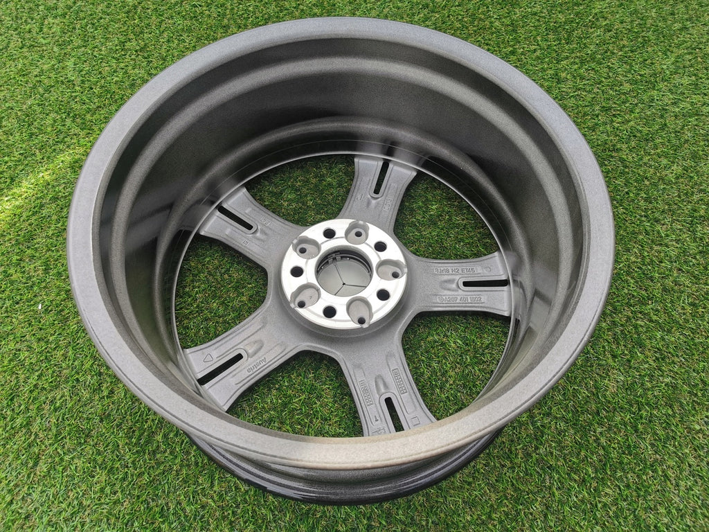 1x Alufelge 18 Zoll 8.0" 5x112 45ET Glanz Silber A2074011602 Mercedes-Benz W213