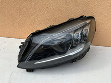 Laden Sie das Bild in den Galerie-Viewer, Frontscheinwerfer Mercedes-Benz W205 A2059061506 LED Links Headlight SCH8128894857km