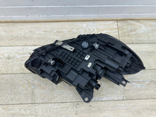 Laden Sie das Bild in den Galerie-Viewer, Frontscheinwerfer BMW 1 F40 7214913-13 7214914-13 Ein Satz Headlight SCH7293524200im