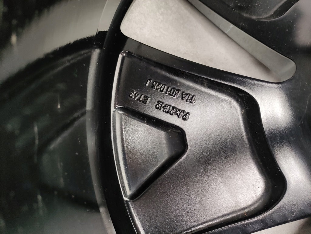 1x Alufelge 20 Zoll 9.0" 5x112 42ET 11A601025J VW Rim Wheel FEL1731108280lv