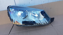 Laden Sie das Bild in den Galerie-Viewer, Frontscheinwerfer Skoda Yeti 5L1941016 Rechts Scheinwerfer Headlight SCH8910510472td