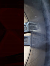 Laden Sie das Bild in den Galerie-Viewer, 1x Alufelge 19 Zoll 8.0" 5x120 37ET Glanz Silber 7849120 BMW F39 X1 F48 FEL9522898871el