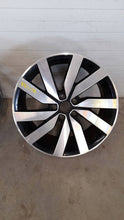 Load image into Gallery viewer, 1x Alufelge 18 Zoll 3G0601025P VW Golf Vii Rim Wheel FEL6287976961fk