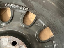 Load image into Gallery viewer, 1x Alufelge 17 Zoll 8.0&quot; 5x112 43ET Glanz Silber Audi Rim Wheel