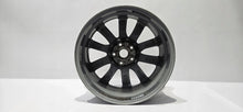 Laden Sie das Bild in den Galerie-Viewer, 1x Alufelge 18 Zoll 7.0&quot; 5x114.3 45ET 9965657080 Mazda Rim Wheel