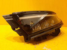 Laden Sie das Bild in den Galerie-Viewer, Frontscheinwerfer Opel Astra L 9858777280 9851881180 LED Rechts oder Links