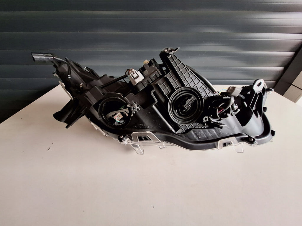 Frontscheinwerfer Toyota Rav 4 8118542842 Links Scheinwerfer Headlight SCH7104247472sc