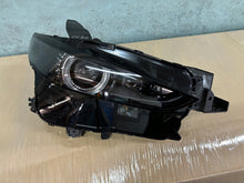 Laden Sie das Bild in den Galerie-Viewer, Frontscheinwerfer Mazda Cx30 Cx-30 DGJ1-51030 Rechts Scheinwerfer Headlight