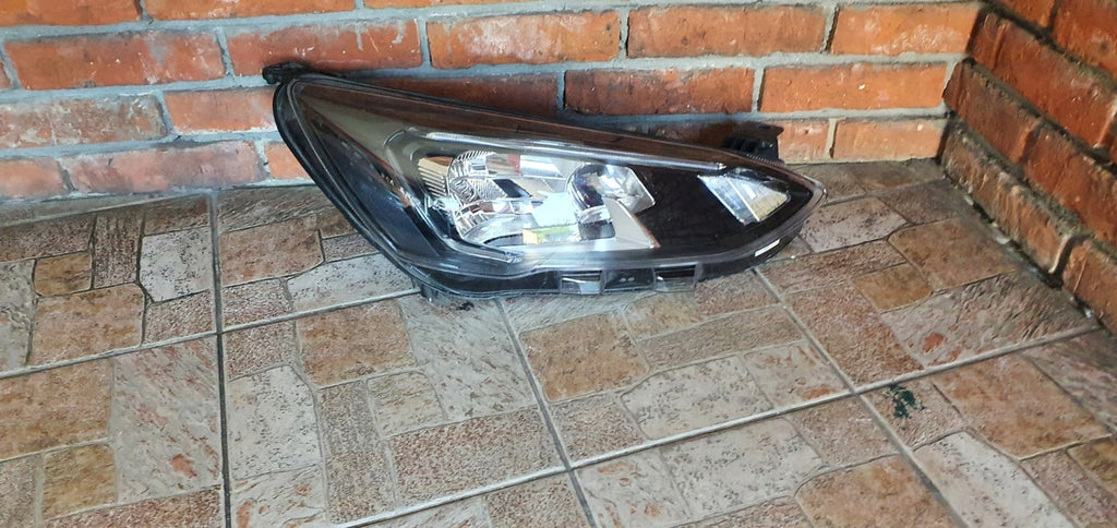 Frontscheinwerfer Ford Focus MX7B-13E014-CD LED Rechts Scheinwerfer Headlight