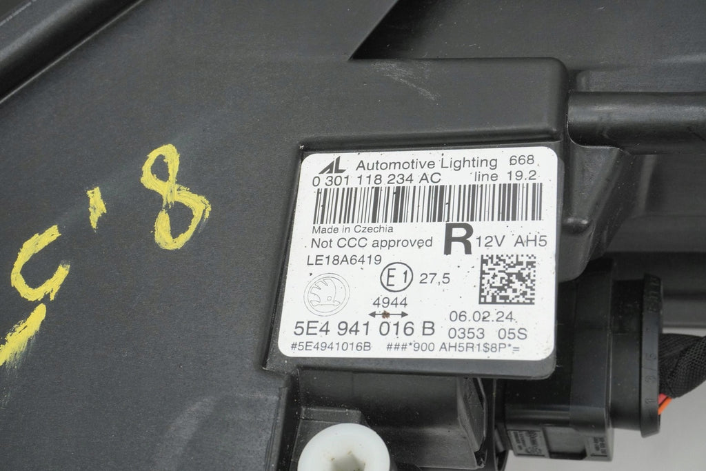 Frontscheinwerfer Skoda Octavia I 992941572CJ1401000588 0301118234AC Rechts SCH8677560255ck