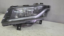 Laden Sie das Bild in den Galerie-Viewer, Frontscheinwerfer Iveco I 58029054780 Links Scheinwerfer Headlight SCH9050840111nu
