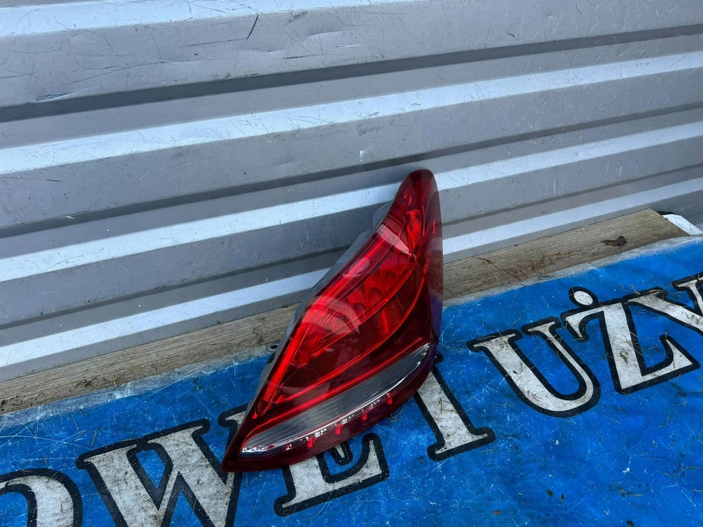 Rückleuchte Mercedes-Benz A2058200264 Rechts Rearlight