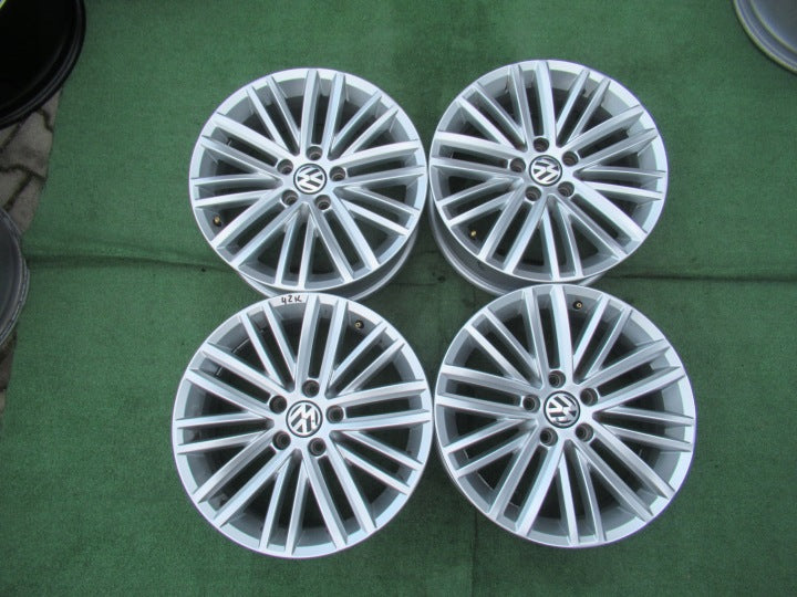 4x Alufelge 17 Zoll 7.0" 5x112 43ET Glanz Silber 5N0601025AL VW Tiguan Rim Wheel FEL9308411534ga