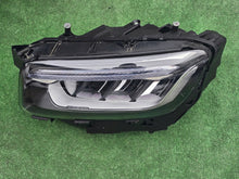 Laden Sie das Bild in den Galerie-Viewer, Frontscheinwerfer Mercedes-Benz W247 A2479067303 Links Scheinwerfer Headlight SCH9657290007hc