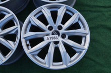Laden Sie das Bild in den Galerie-Viewer, 4x Alufelge 17 Zoll 7.0" 5x112 34ET Glanz Silber 80A601025J Audi Q5 Rim Wheel FEL9204400720wm