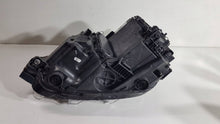 Laden Sie das Bild in den Galerie-Viewer, Frontscheinwerfer VW Golf Sportsvan 517941006D Rechts Scheinwerfer Headlight SCH2173815646ke