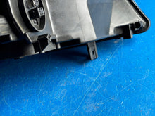 Laden Sie das Bild in den Galerie-Viewer, Frontscheinwerfer BMW E91 E90 6311-72402639 Xenon Links Scheinwerfer Headlight SCH2485711086lf