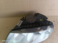 Load image into Gallery viewer, Frontscheinwerfer VW Touareg 7L6941015BK Xenon Links Scheinwerfer Headlight