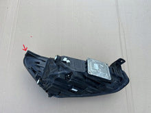 Laden Sie das Bild in den Galerie-Viewer, Frontscheinwerfer Ford Focus IV Links Scheinwerfer Headlight SCH7479067756uf