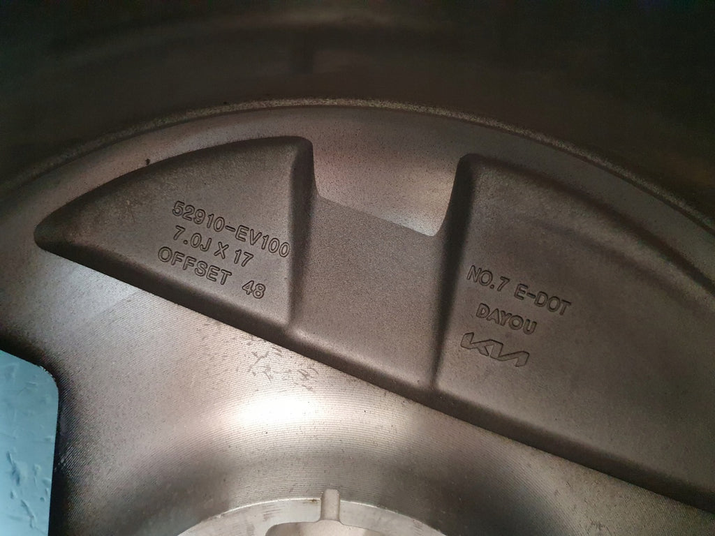 1x Alufelge 17 Zoll 7.0" 5x114.3 48ET 52910-EV100 Kia I Rim Wheel FEL3921096388xy