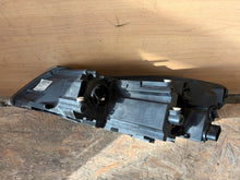 Load image into Gallery viewer, Frontscheinwerfer Audi Octavia II 1Z1941016 Rechts Scheinwerfer Headlight SCH1976807950jg