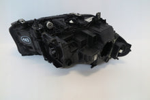 Laden Sie das Bild in den Galerie-Viewer, Frontscheinwerfer BMW 5 G31 G30 7439193-04 Links Scheinwerfer Headlight