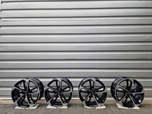 Laden Sie das Bild in den Galerie-Viewer, 4x Alufelge 18 Zoll 8.0" 5x112 40ET Audi A3 Rim Wheel FEL7792282627kt