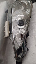 Load image into Gallery viewer, Frontscheinwerfer Citroën C-Crosser 4007 Xenon Rechts Scheinwerfer Headlight SCH4133810179qr