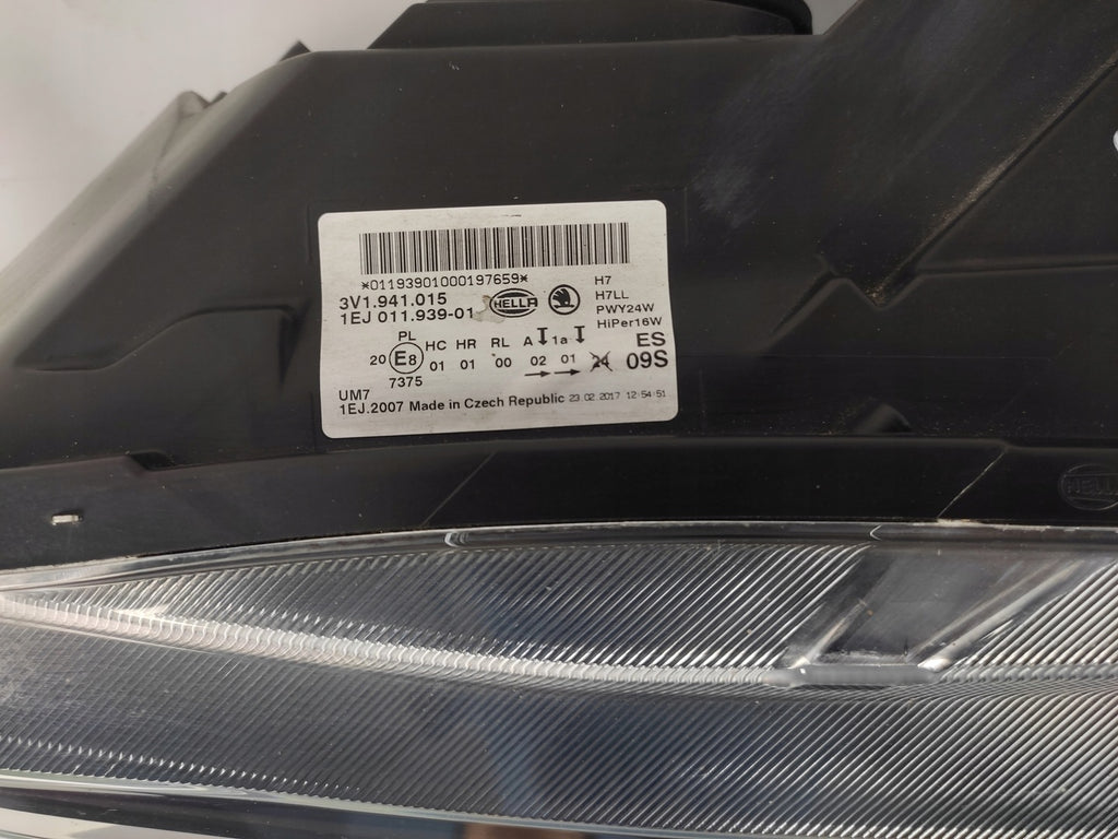 Frontscheinwerfer Skoda Superb III 3V1941015 Ein Stück (Rechts oder Links)