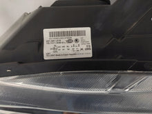 Laden Sie das Bild in den Galerie-Viewer, Frontscheinwerfer Skoda Superb III 3V1941015 Ein Stück (Rechts oder Links)