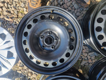 Laden Sie das Bild in den Galerie-Viewer, 4x Alufelge 17 Zoll 6.5" 5x112 38ET Glanz Schwarz 5QF601027 Audi Super Rim Wheel FEL7643546952tp